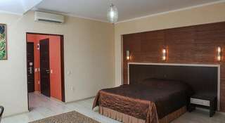 Гостиница Степная Пальмира Оренбург Двухместный номер бизнес-класса с 2 отдельными кроватями-6